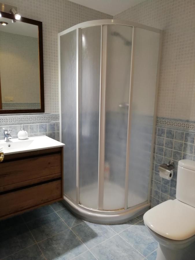 Апартаменти Apartamento Familiar Con Vistas Y Garage La Portiecha Сальєнт-де-Гальєго Екстер'єр фото